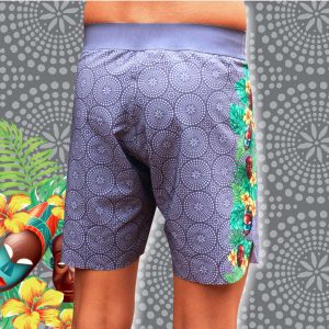 Ngiyakuthanda Laser Cut Board Shorts - Utho Zulu features the exclusive  print; Welded, laser-cut draw-cord flaps closure system for maximum comfort and security. Multi-stretch fabrication, fully welded construction with no pocket and a laser-cut hem make up the modern, rash-free design. Welded laser-cut draw-cord flaps  Welded construction  Multi-stretch panels Quick dry No pocket Laser-cut hem Unique Utho Zulu print